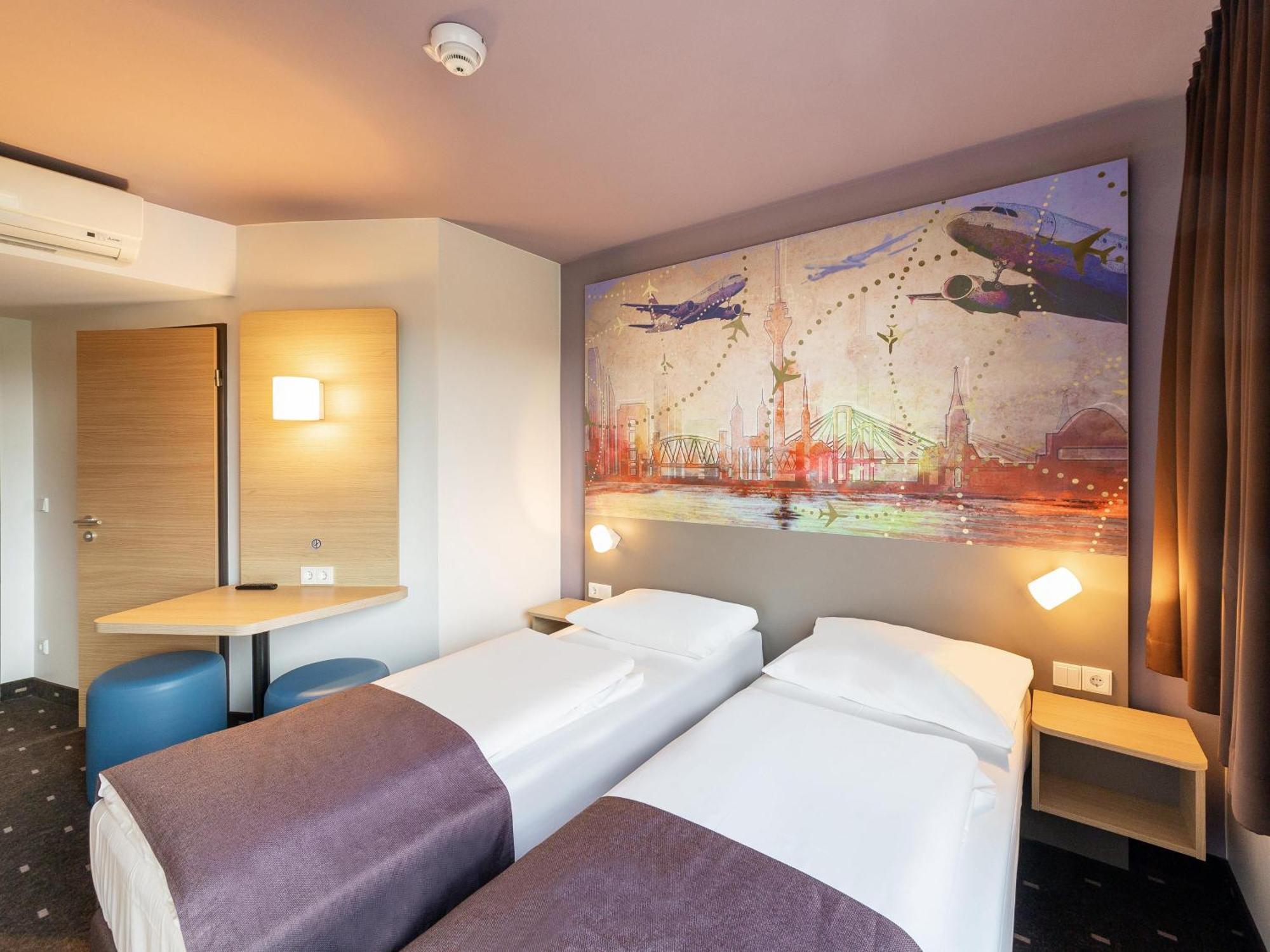 B&B Hotel Duesseldorf-Airport ภายนอก รูปภาพ